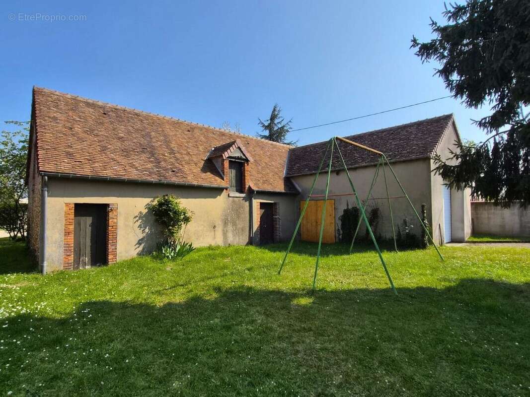 Maison à CORQUILLEROY