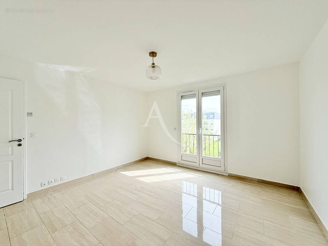 Appartement à LE PERREUX-SUR-MARNE