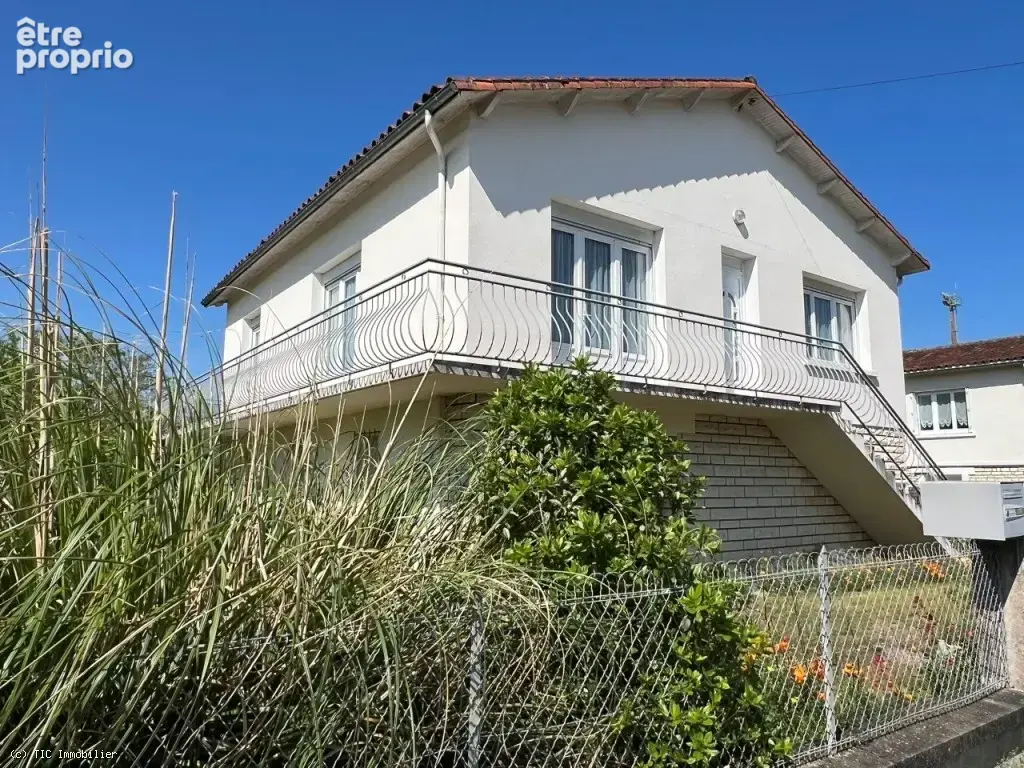Ruffec – Pavillon Lumineux Avec Jardin Clos, 4 Chambres Et Garage - photo 23