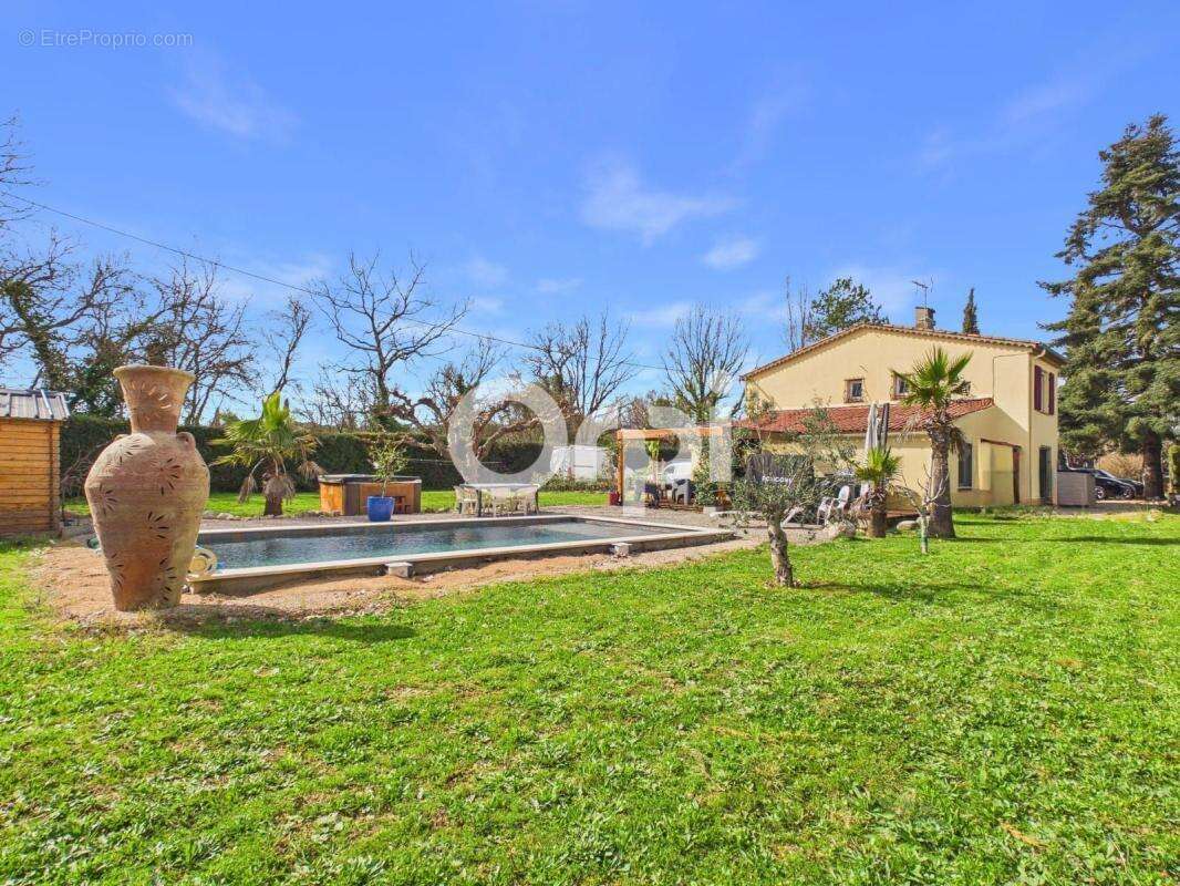 Environnement naturel – piscine – double habitation – terrain plat – proche des commodités - photo 2