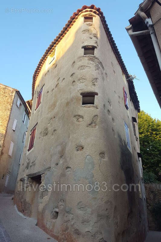 Appartement à BARJOLS