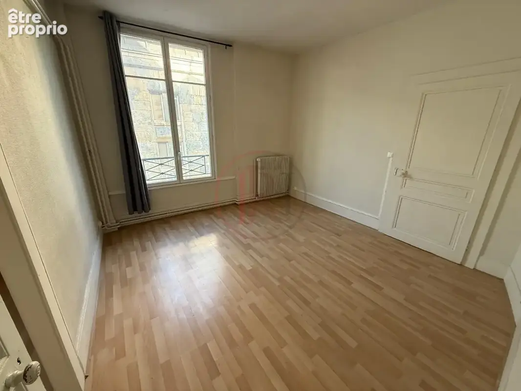 Appartement T4 avec balcon de 125 m2 au centre ville de Besançon - photo 6
