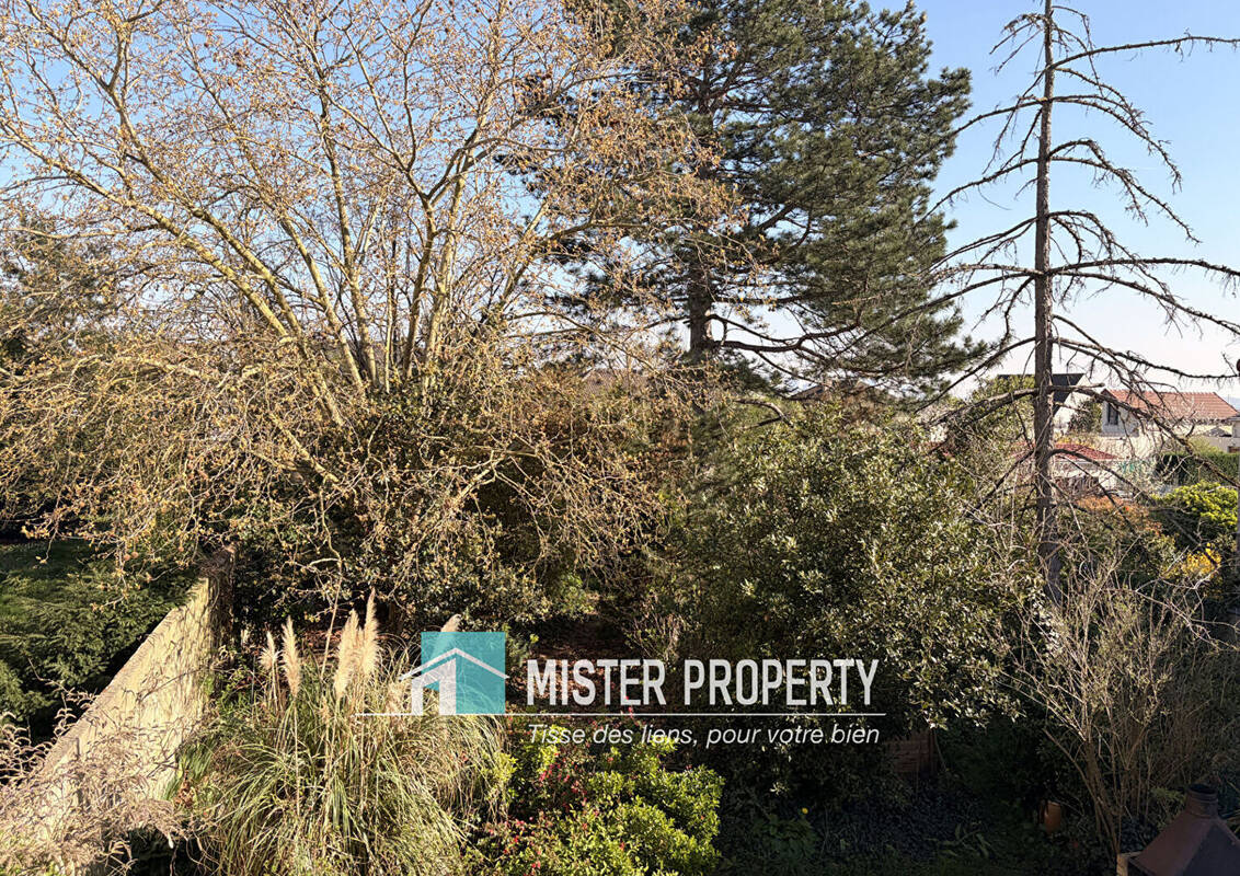 Terrain à SARTROUVILLE