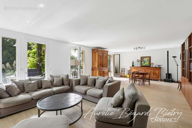 Maison à VAUCRESSON