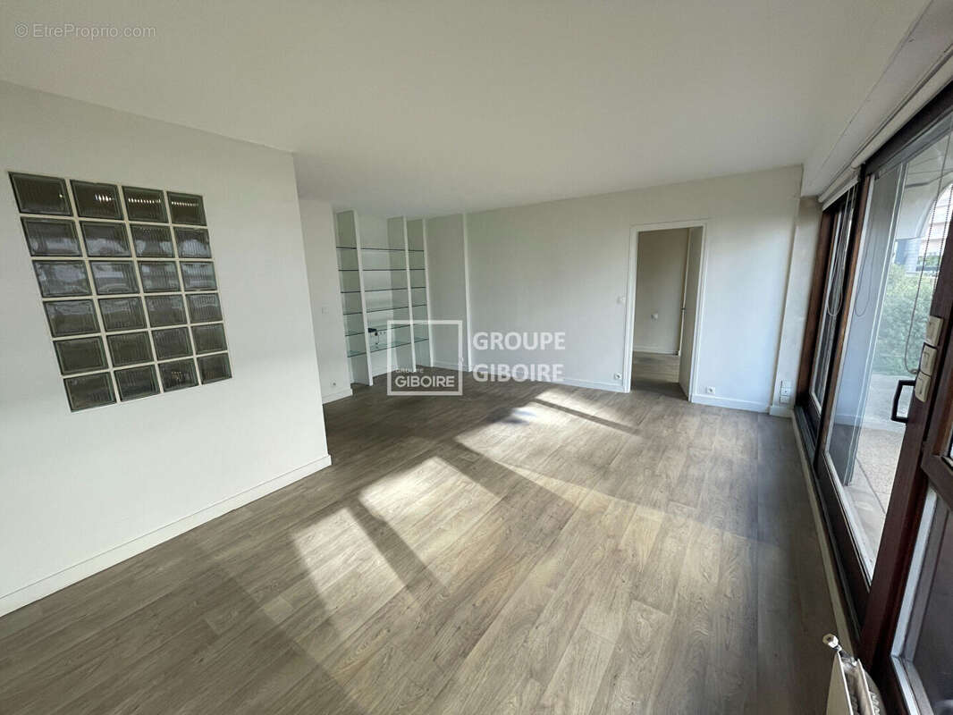A vendre * agence giboire  exclusivite* appartement 2 pièces rennes *  51,74m² - photo 3