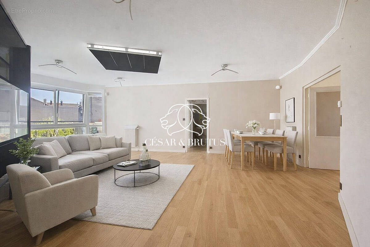 Appartement à SAINT-ETIENNE