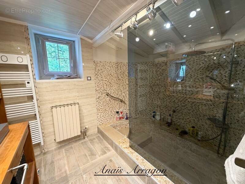 Maison à HAUTEFAGE-LA-TOUR