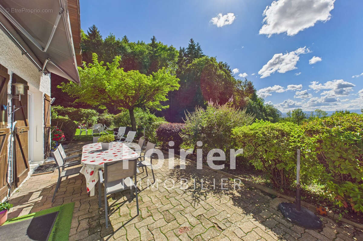 Maison à SAINT-CERGUES