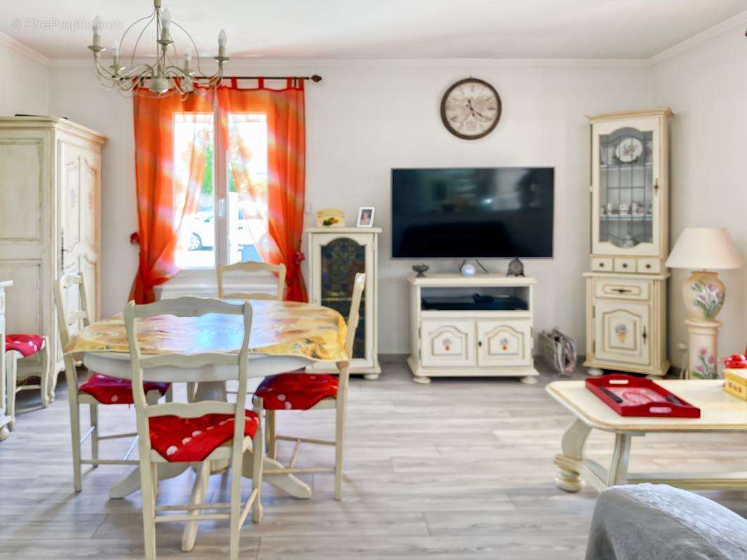 Maison à VILLENEUVE