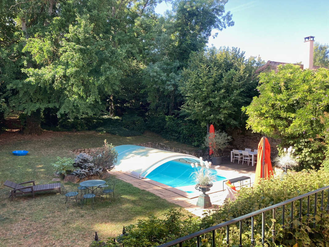 Maison à LACENAS