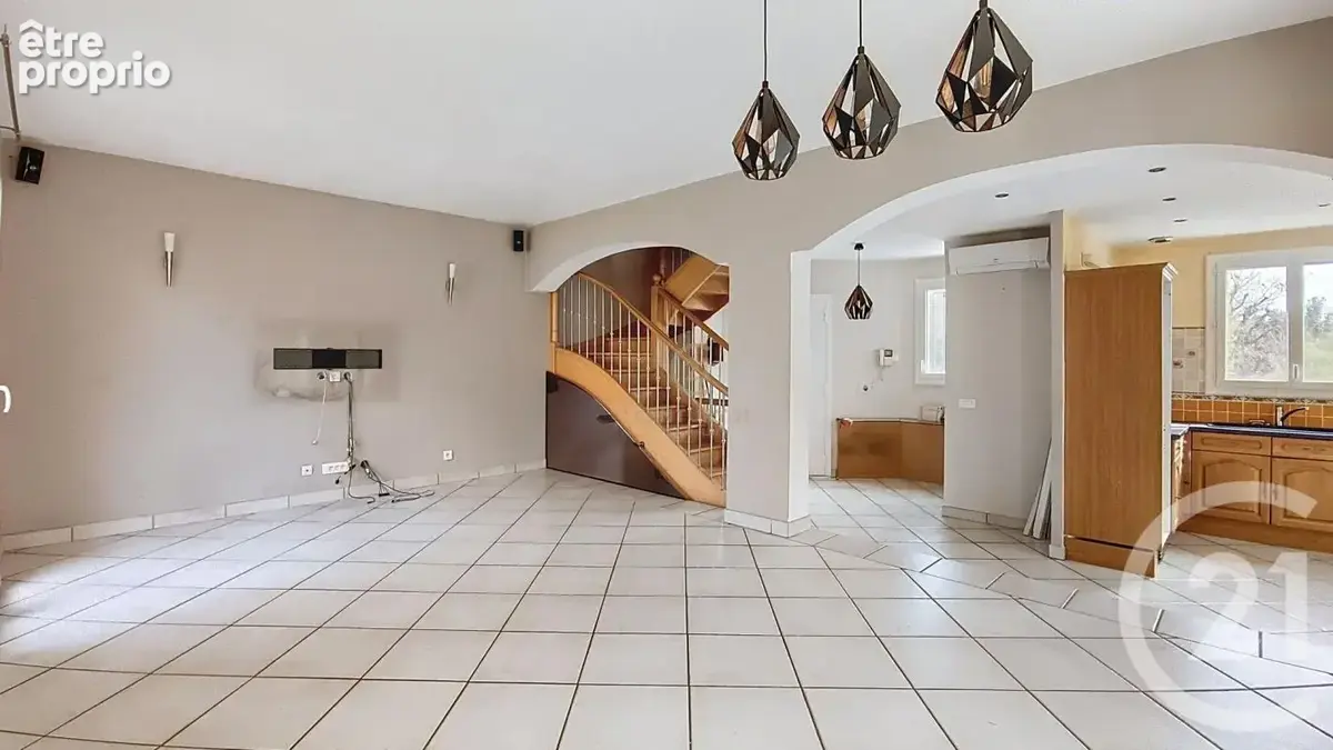 Maison 100 m² à Feyzin  - photo 3