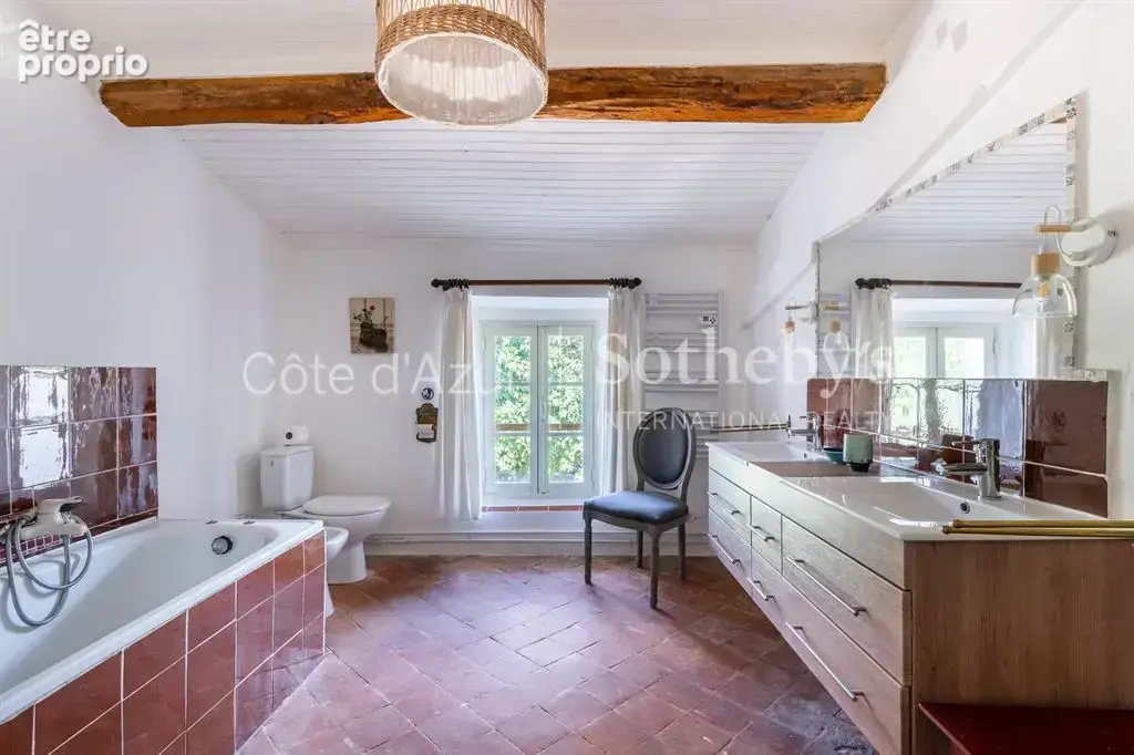 Tourrettes, domaine en pierre à rénover sur plus de 5 hectares dans le canton de Fayence - photo 10