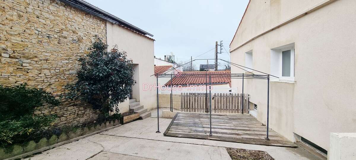 Maison à MAREUIL-SUR-LAY-DISSAIS