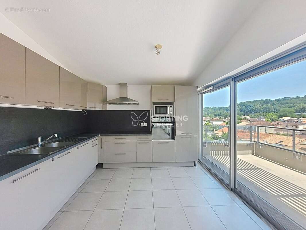 Appartement à CENON