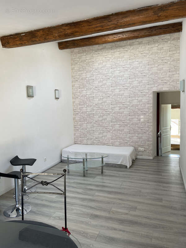 Appartement à SIX-FOURS-LES-PLAGES