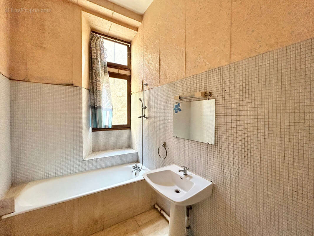 Appartement à SAINT-MACAIRE