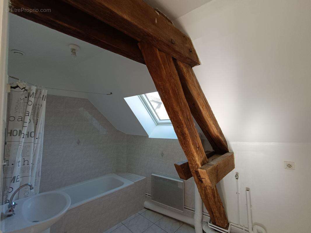 Appartement à ELANCOURT