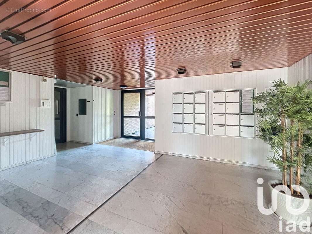 Photo 8 - Appartement à VALENCIENNES