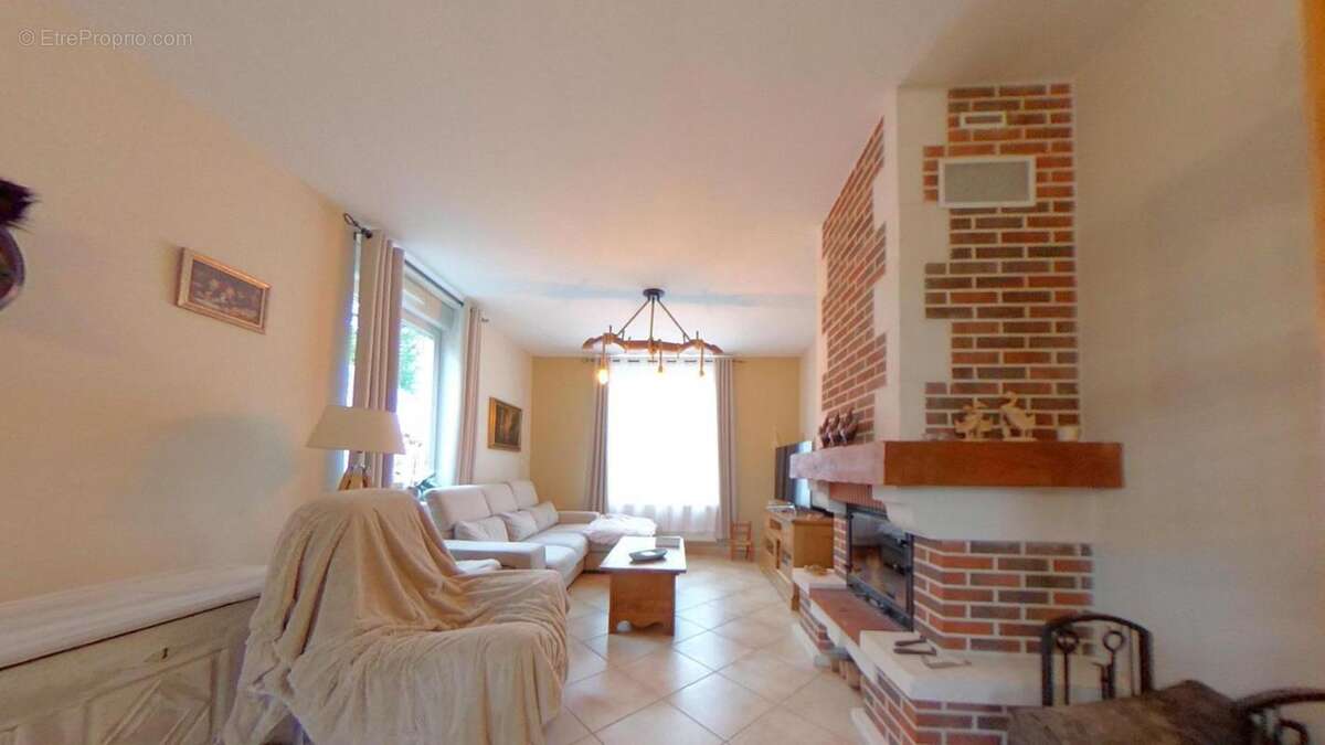 Maison à GOUZEAUCOURT