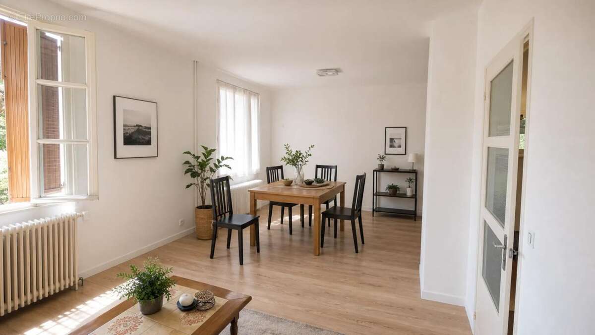 Grande maison familiale sur 968 m² avec double garage - photo 1