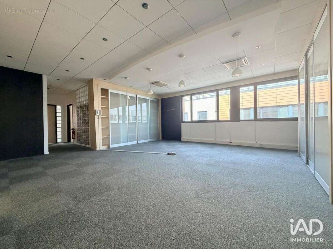 Photo 5 - Commerce à REIMS