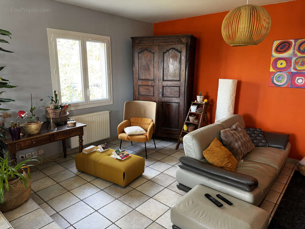Maison à DAVEZIEUX