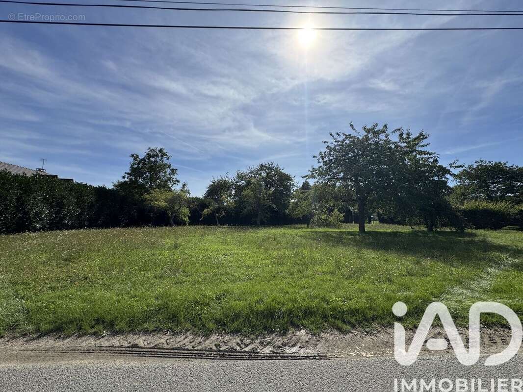 Photo 2 - Terrain à VOULX