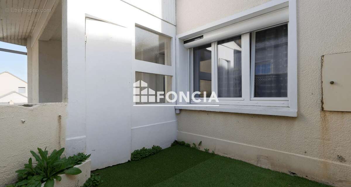 Saintry-sur-Seine – Route de Morsang  Maison avec grenier aménageable, terrasse et 2 parkings - photo 10