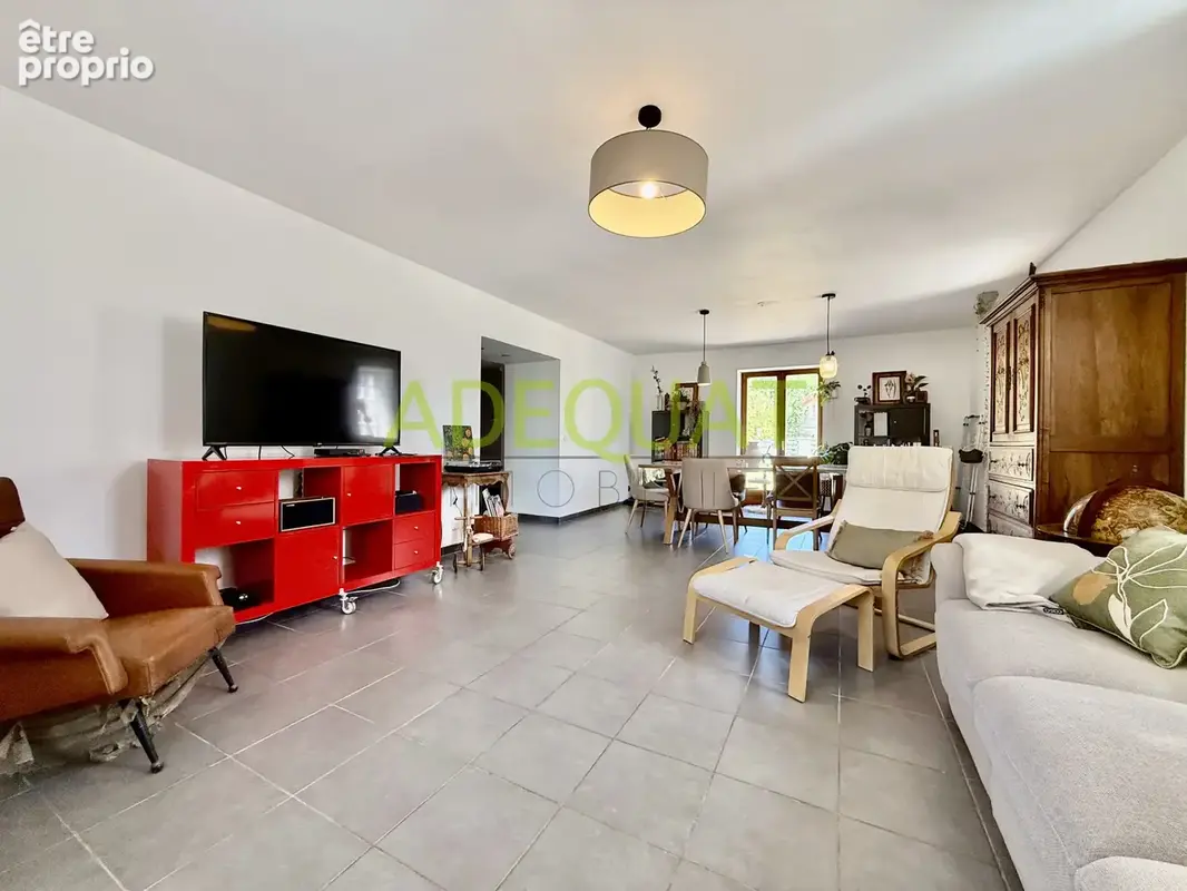 CESSIEU 'CENTRE VILLAGE', maison / 3 chambres / garage / terrain de 266m2... - photo 8