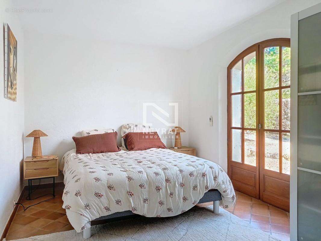 Magnifique villa provençale, piscine dans beau jardin méditerranéen - photo 11
