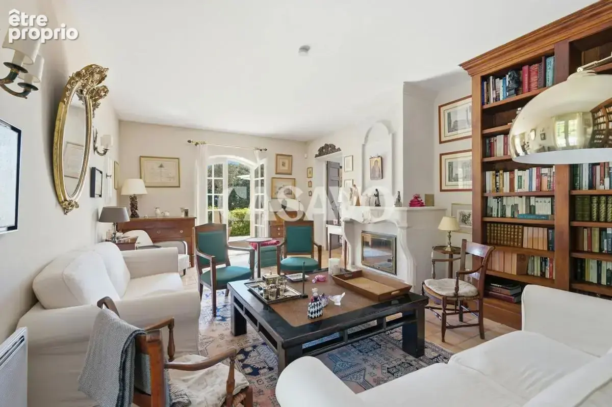 Vente Villa 8 pièces de 272m² - 13100 Saint-Marc-Jaumegarde - photo 17