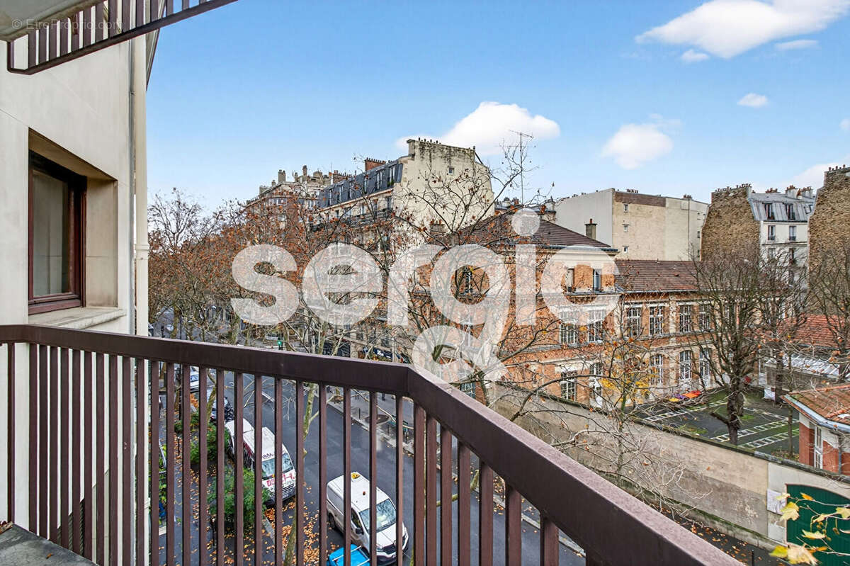 Appartement à PARIS-11E