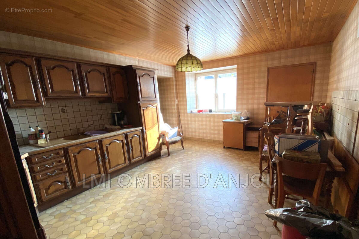 Maison 100 m² à Juigne-Des-Moutiers  - photo 2
