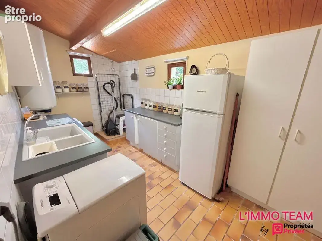 VERS, maison 5 pièces sur plus de 8000m² de terrain - photo 14