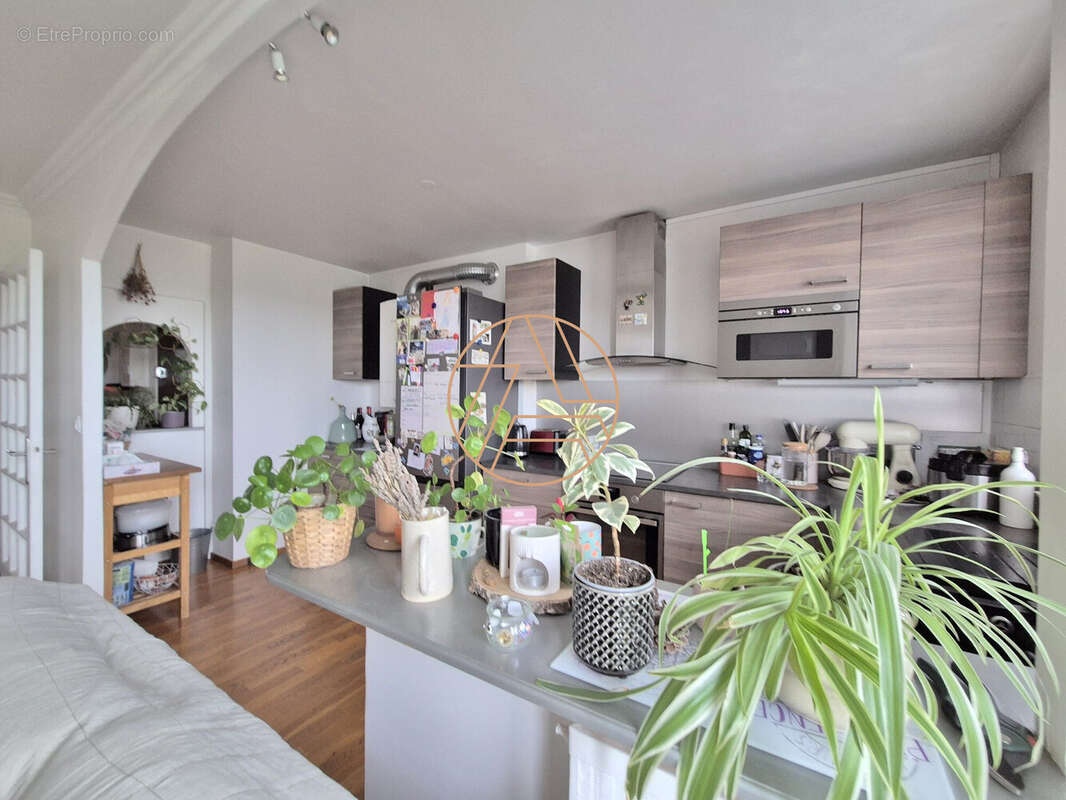 Appartement à SAINT-MAUR-DES-FOSSES