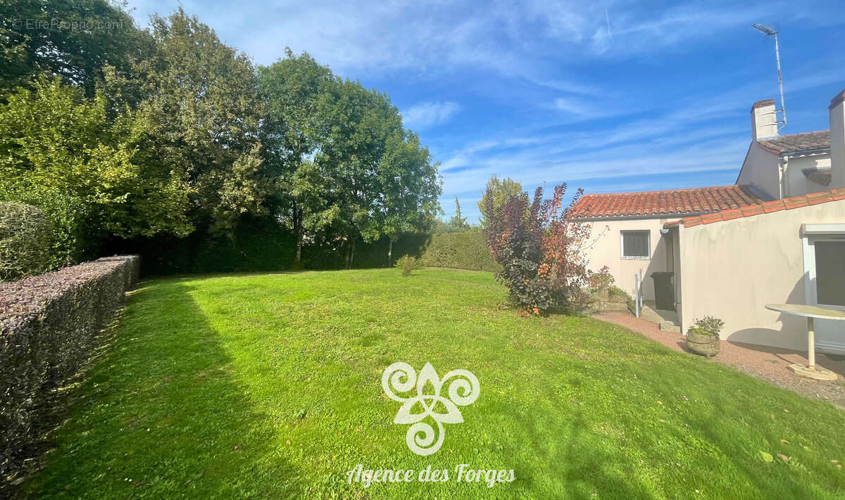 Maison à LA REMAUDIERE