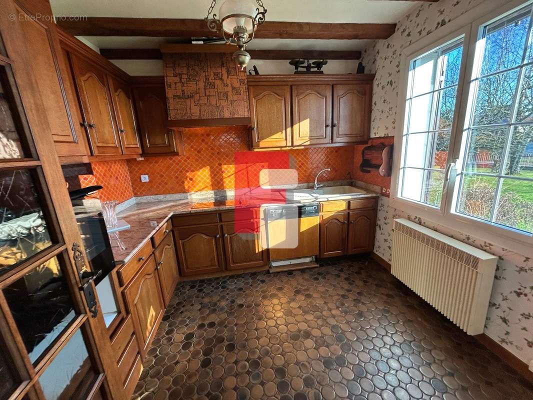 Maison à LUSIGNY-SUR-BARSE