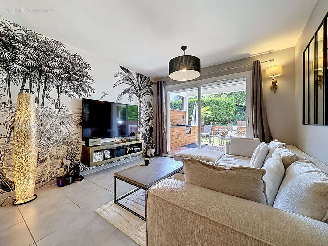 Appartement à AMANCY