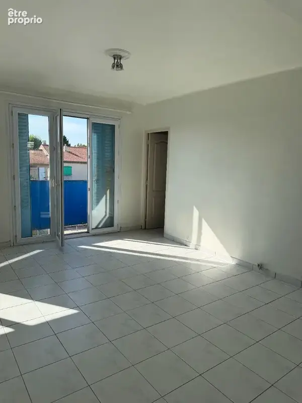 Marseille 13014 T4 lumineux de 62 m² avec balcon et garage ? Dernier étage - photo 2
