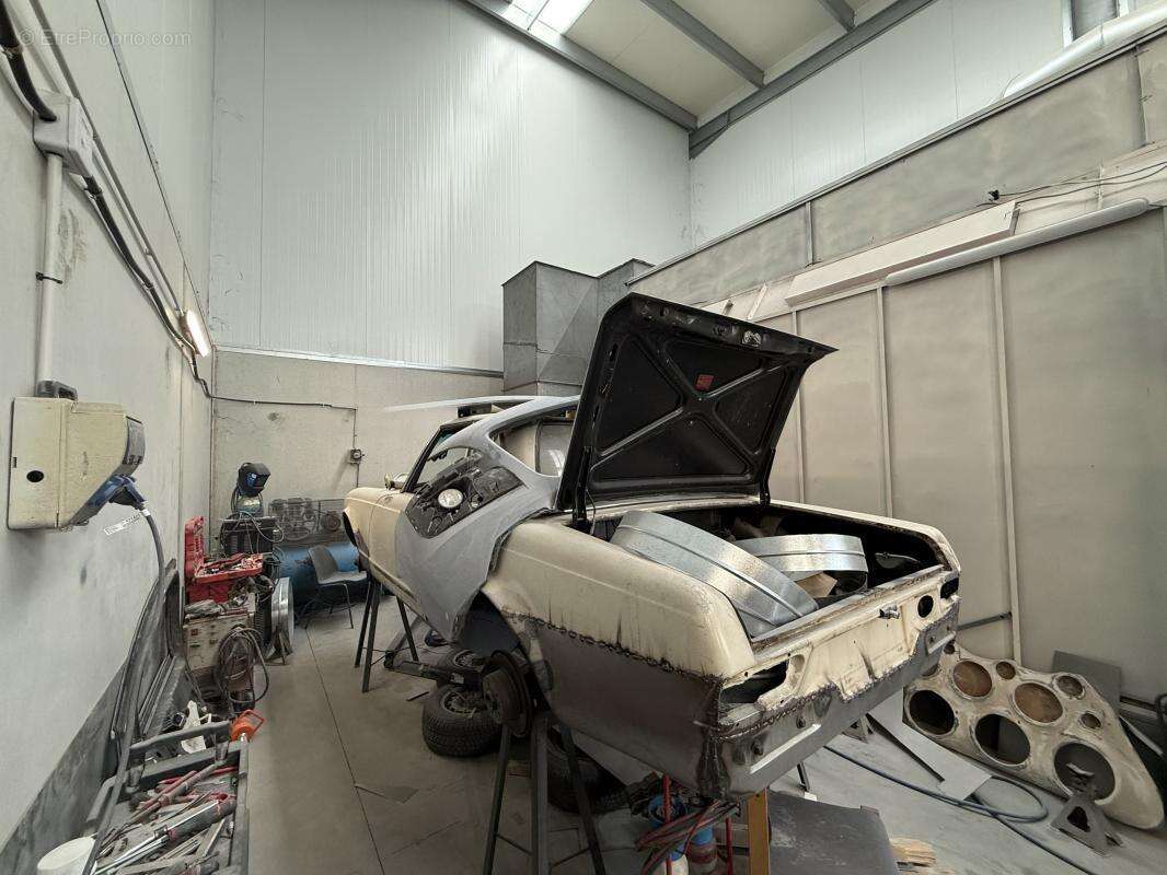 Commerce à BRIE-COMTE-ROBERT