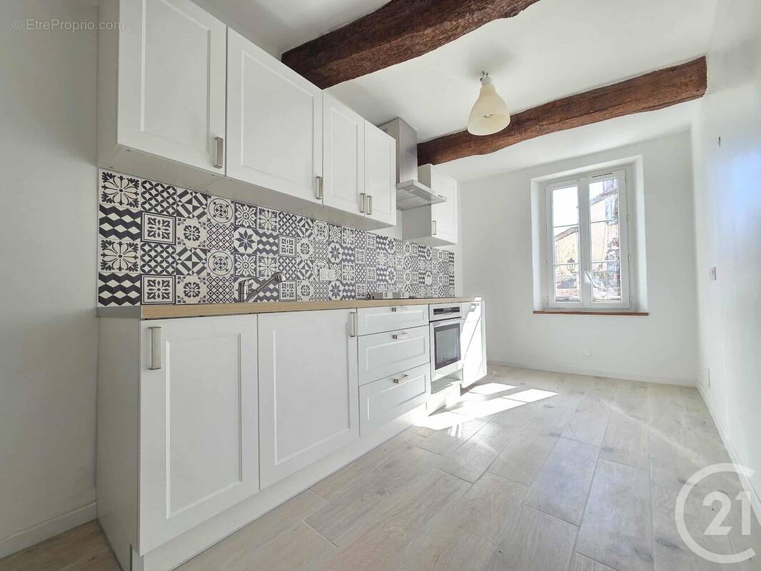 Appartement à LE CASTELLET