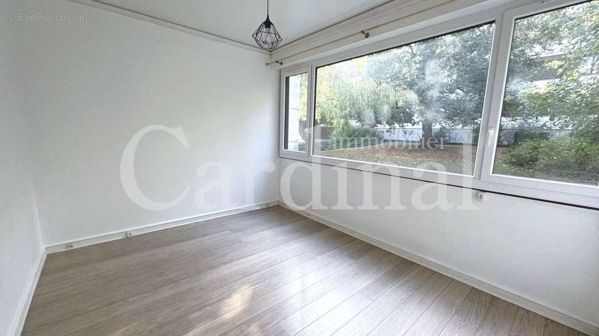 Appartement à NOISY-LE-ROI