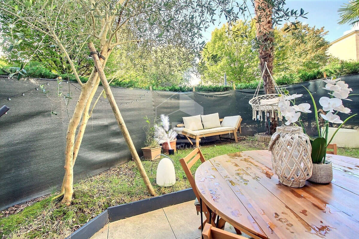 Appartement à LE PLESSIS-ROBINSON