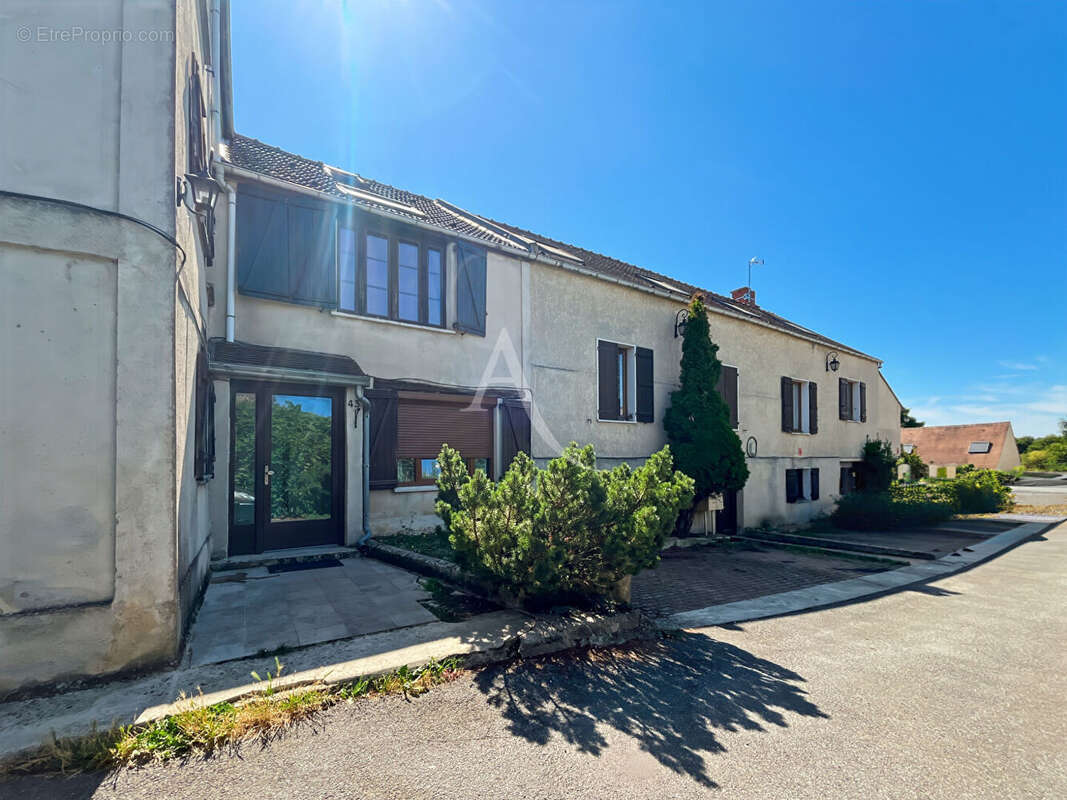 Appartement à GUIGNES