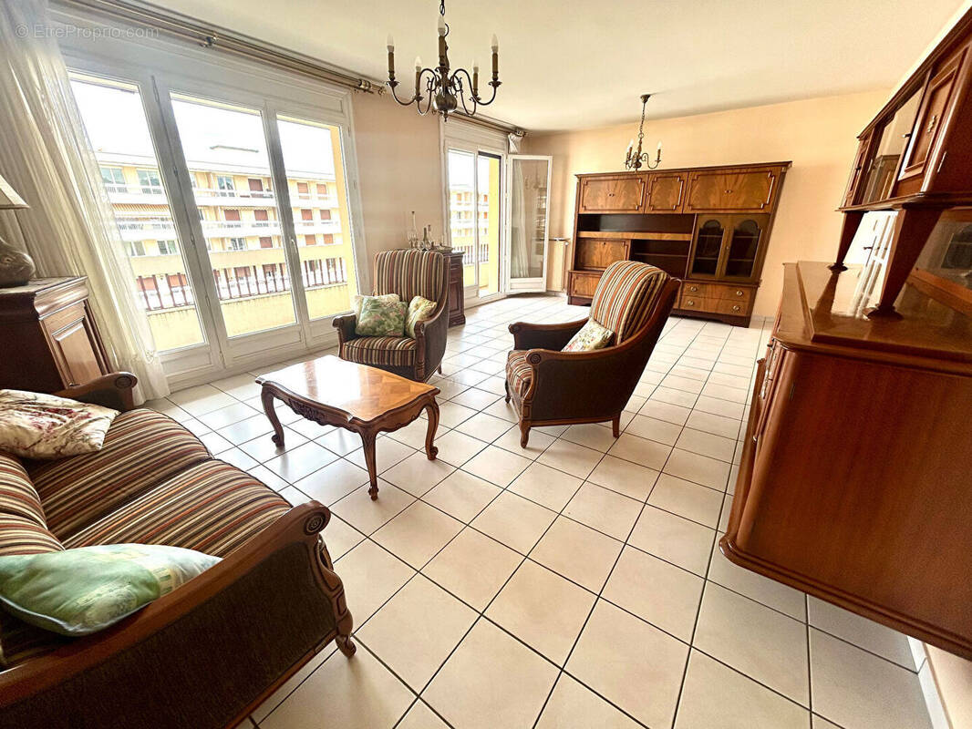 Appartement à POISSY