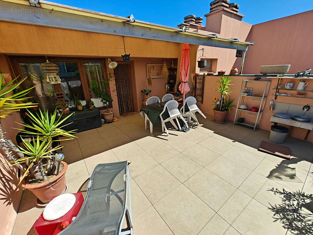 La valette. produit très rare magnifique appartement duplex 5 pièces de 118m² habitables avec immense terrasse plein sud de 40m² - photo 2