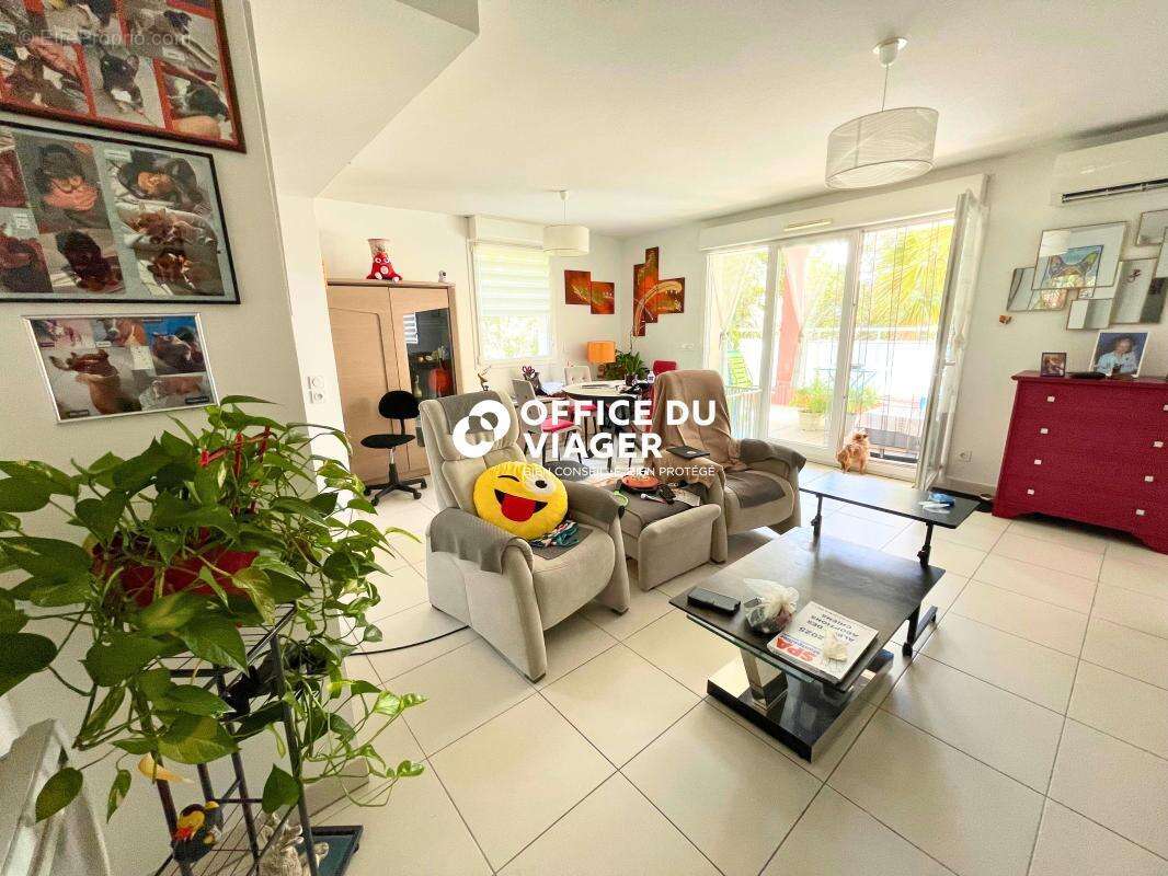 Appartement - 2 pièces - 68 m² - photo 2