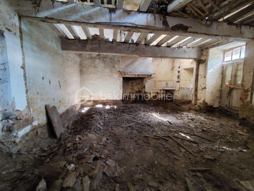 Maison à SENONNES
