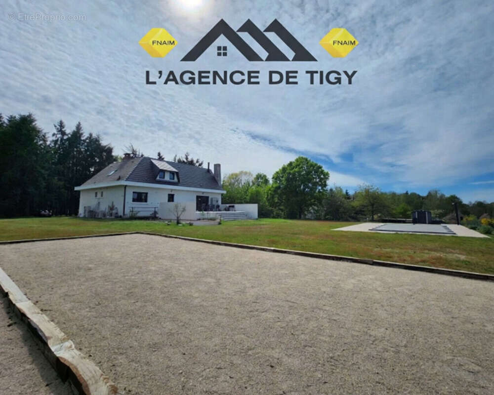 Maison à VIENNE-EN-VAL