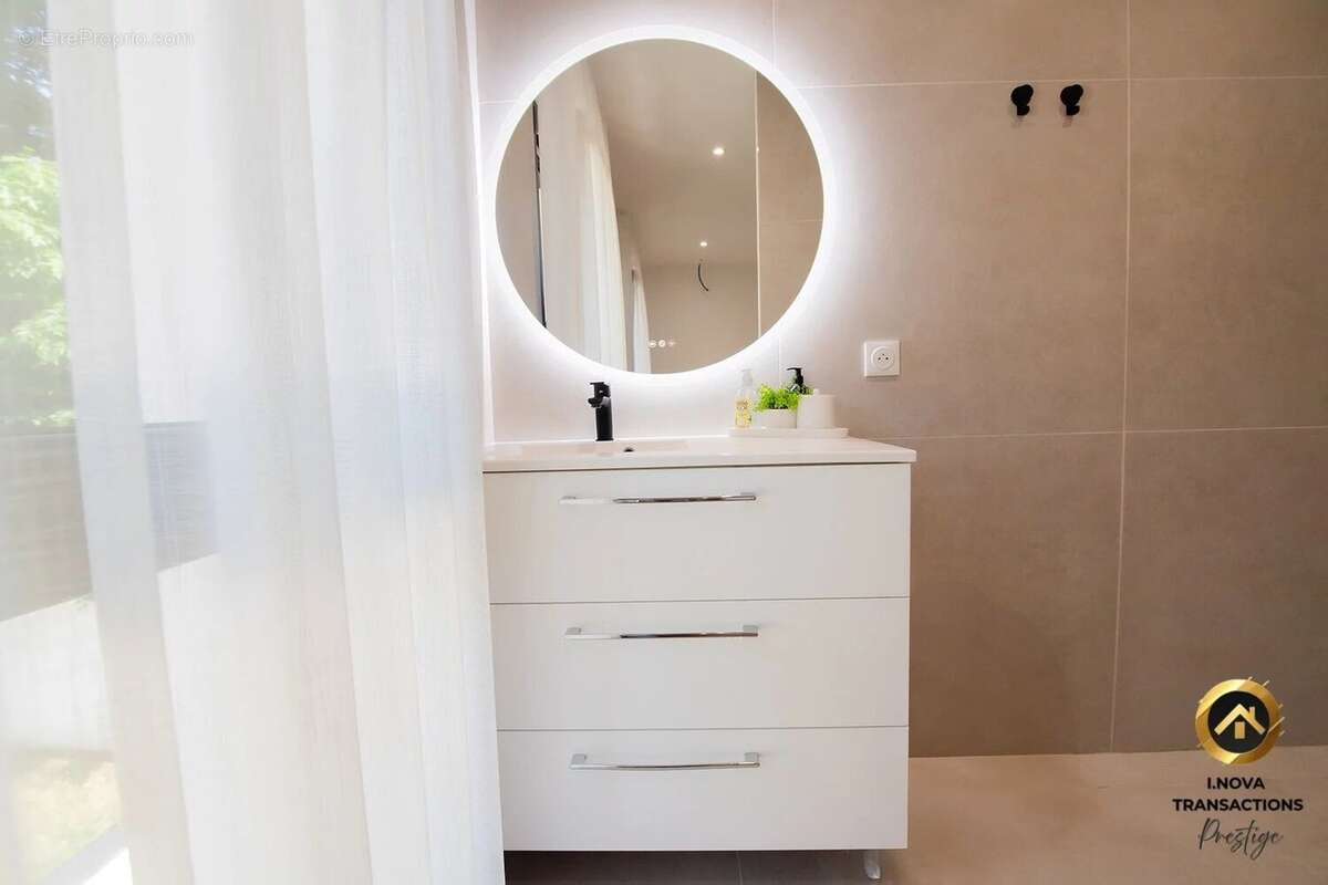 Maison à VILLEFRANCHE-SUR-SAONE